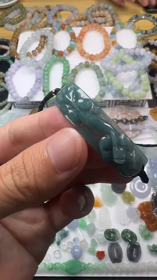 颈饰未镶嵌翡翠【闪购商品】 天然翡翠
