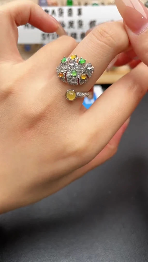 未镶嵌戒指翡翠一物一证一礼盒