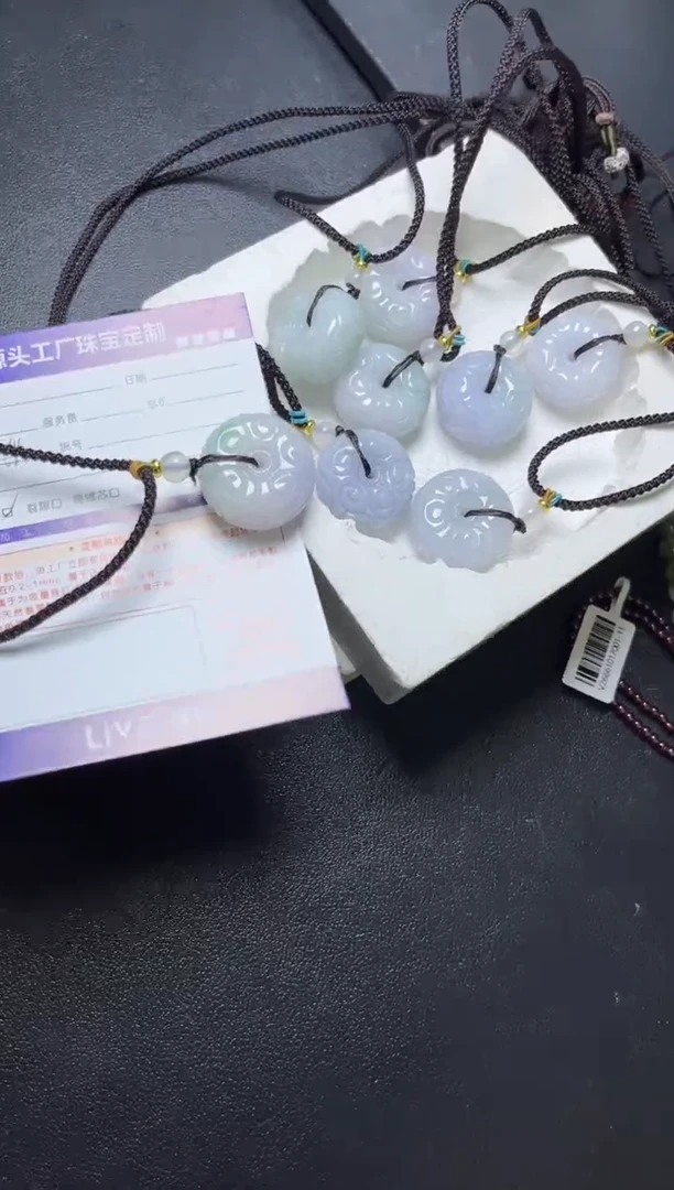 未镶嵌挂件翡翠/多样性发一件