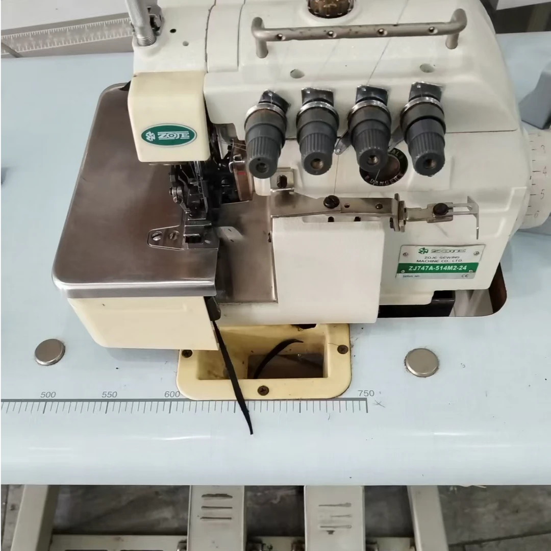 中捷四线锁边机直驱家用工业中捷高速电动缝纫机