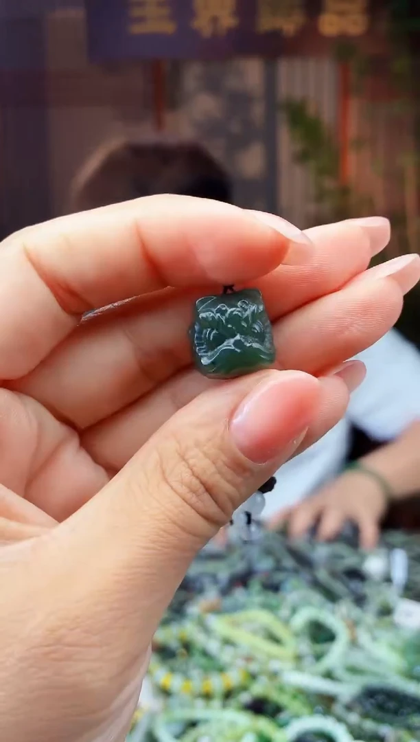 和田玉未镶嵌挂件拍一发一多样性发货