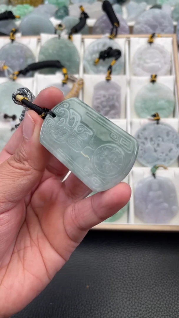 颈饰未镶嵌翡翠天然缅甸翡翠A货332