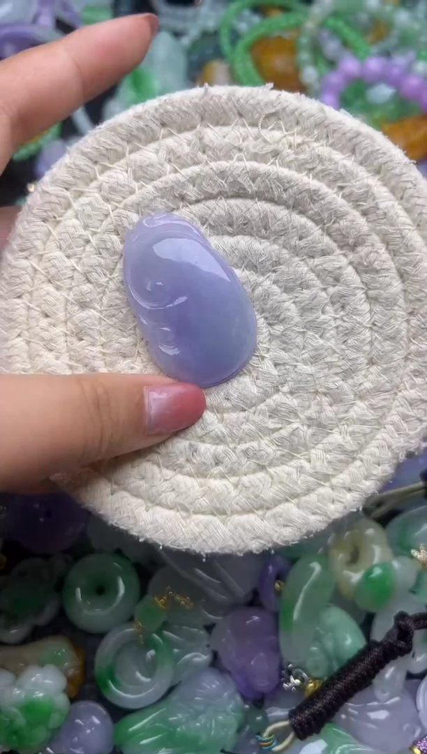 颈饰未镶嵌翡翠天然缅甸翡翠吊坠