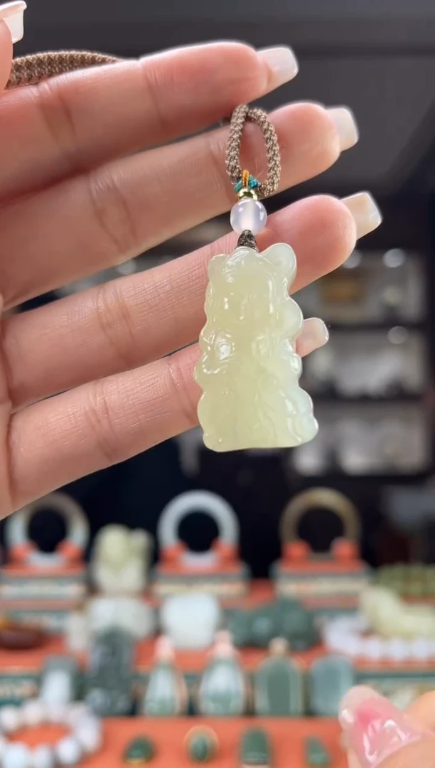 【闪购商品】和田玉颈饰未镶嵌佩佩