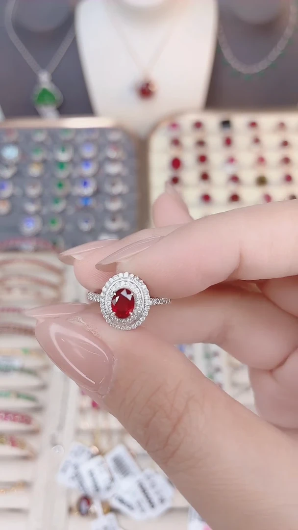 18K金镶嵌戒指红宝石-97分