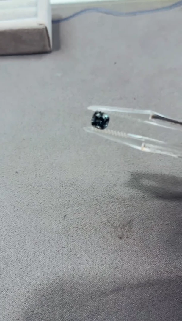 裸石未镶嵌尖晶石尖晶石