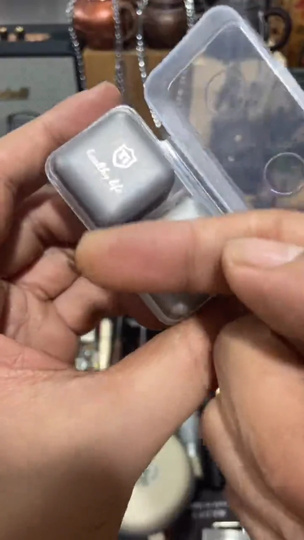 瓷片闪购商品 如图所示