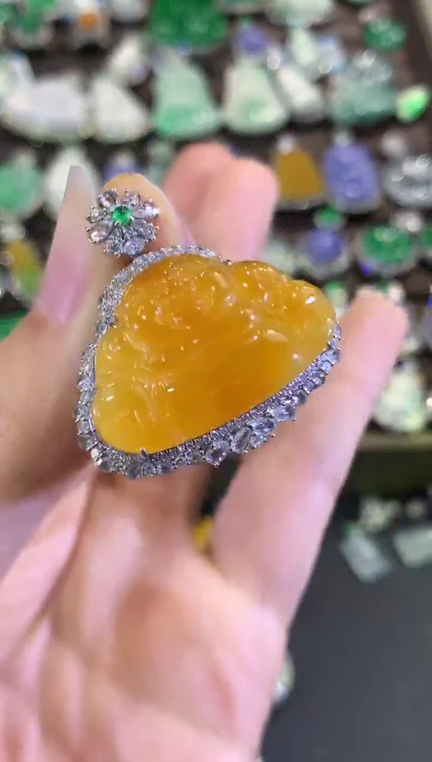 吊坠(不含链)18K金镶嵌翡翠C108