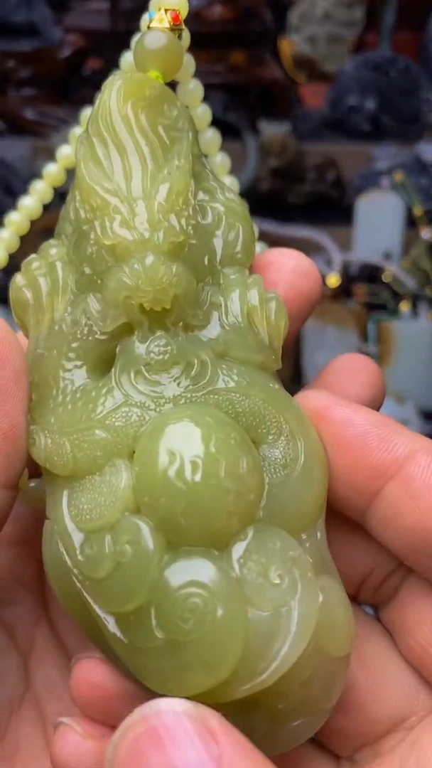 和田玉未镶嵌把件1