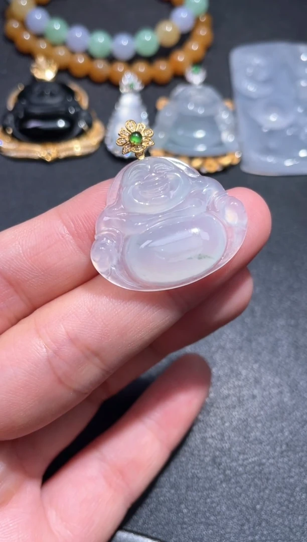 颈饰18K金镶嵌翡翠16