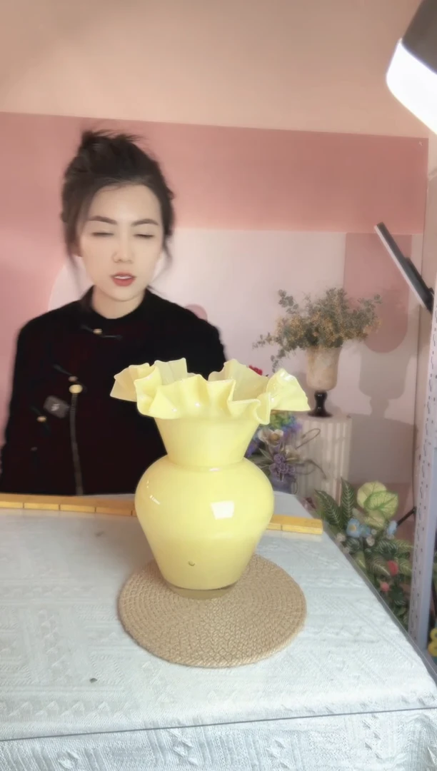 150直播玻璃花瓶