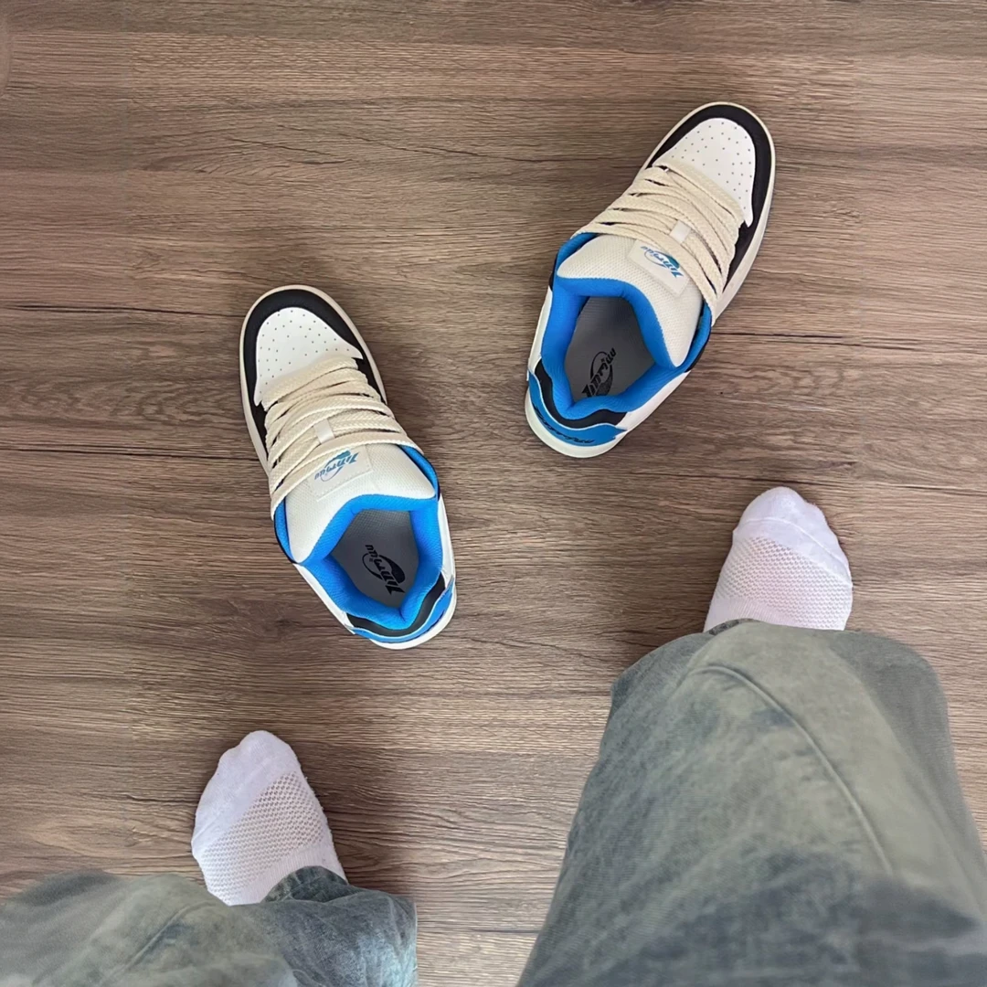 Tinmuu闪电板鞋秋冬百搭休闲情侣鞋校园低帮跑步鞋厚底面包鞋男款