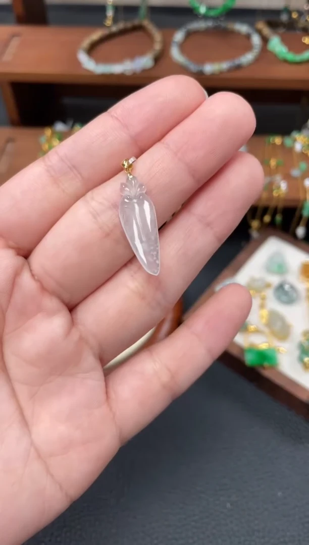 【闪购商品】翡翠吊坠(不含链)18K金镶嵌一个    P294