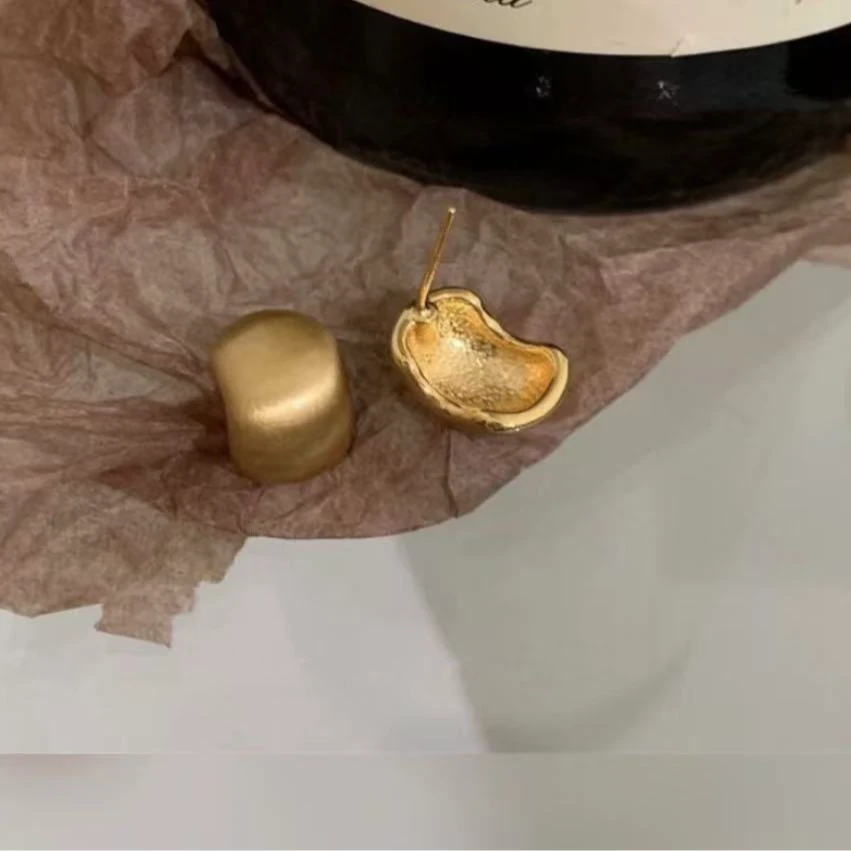 铜合金耳饰  【维维】 [小号拉丝月牙] 耳钉WW 10015