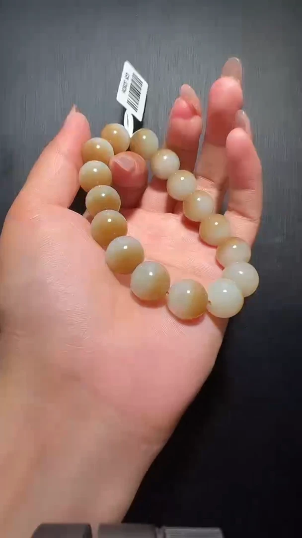 未镶嵌手串和田玉067和田玉手串多样性发一