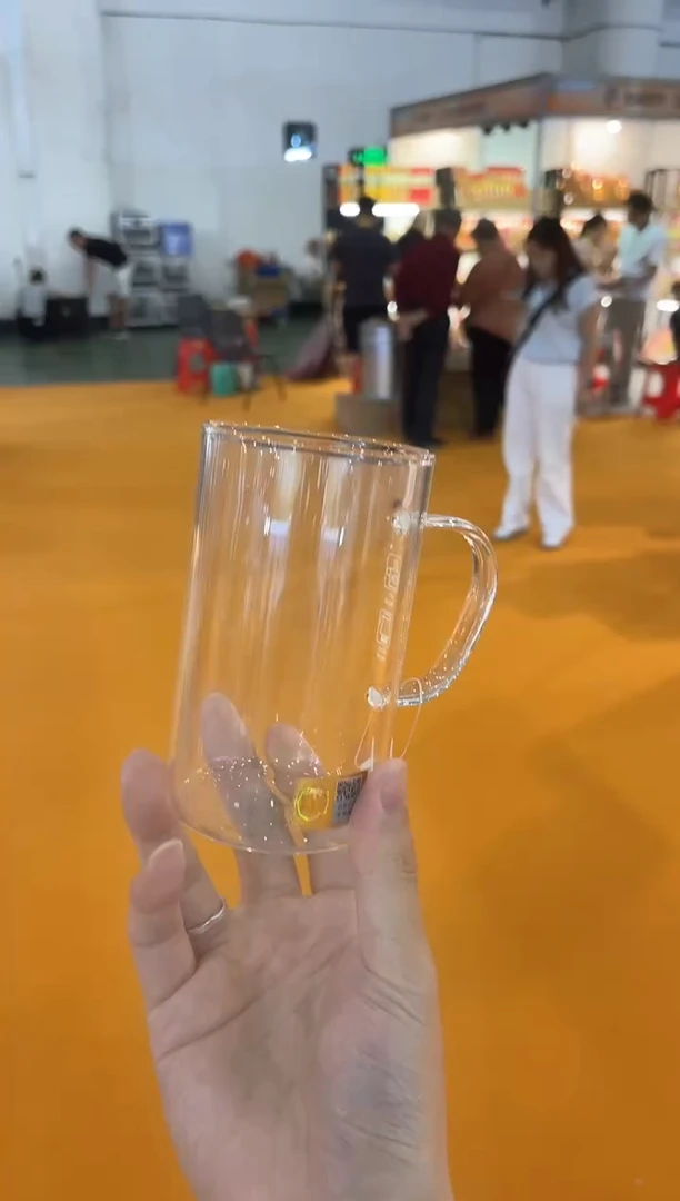 清简杯透明色一只。。。。