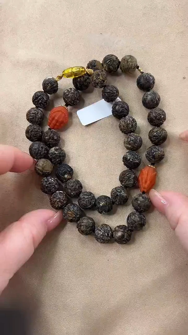 琥珀颈饰未镶嵌项链