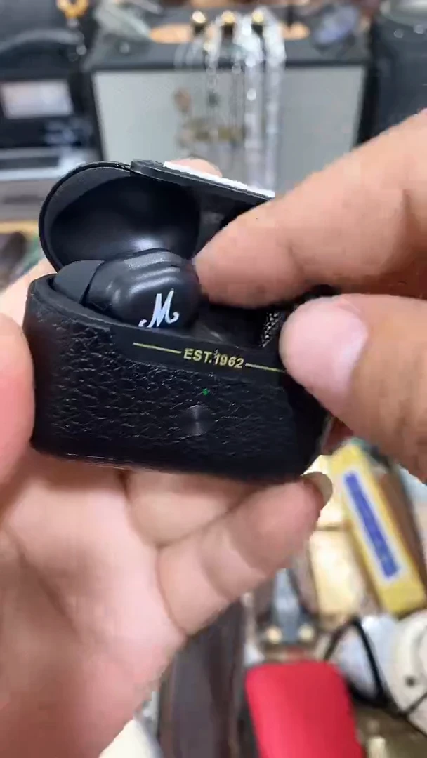 瓷片闪购商品  如图所示