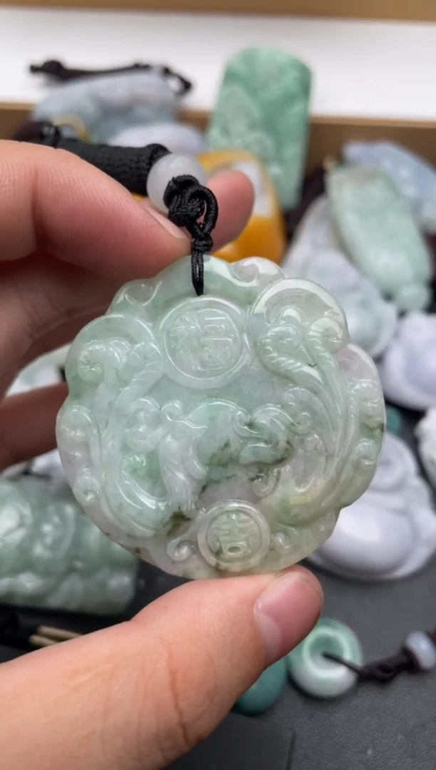 吊坠(不含链)未镶嵌翡翠1