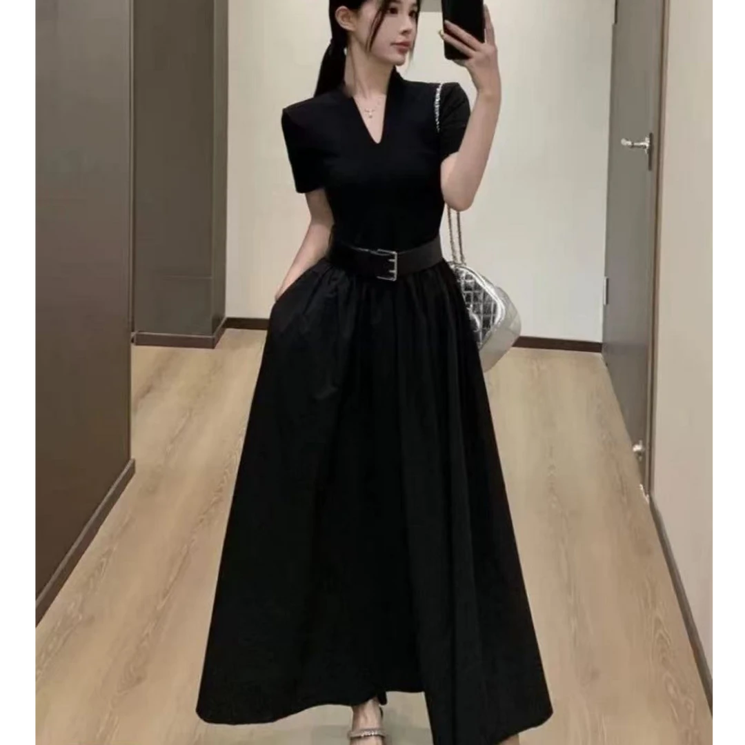 赫本风黑色高腰大摆裙新款连衣裙百搭长裙宽松垂感显瘦气质时尚