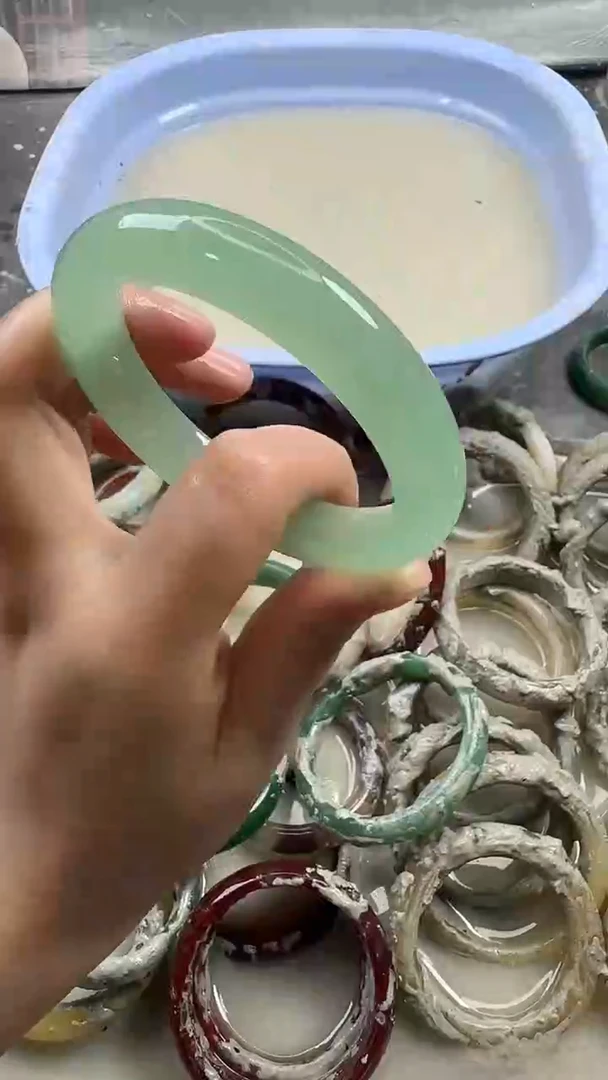 未镶嵌手镯石英质玉27