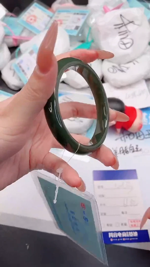 未镶嵌手镯和田玉2W133-61