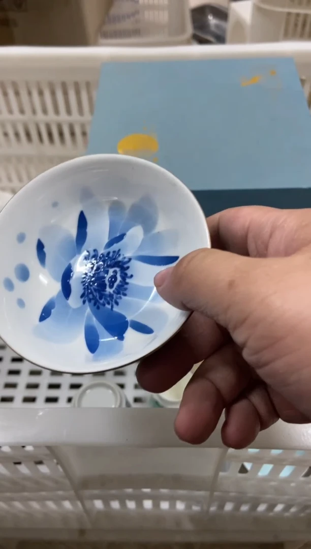 杯子瓷无运费险有瑕疵的摄影的产品有使用过的痕迹有点脏介意勿拍