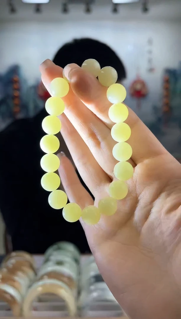 【闪购商品】和田玉手串未镶嵌10mm左右黄口