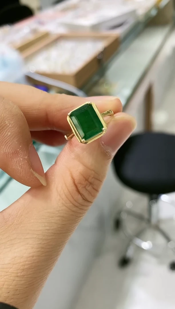 【闪购商品】祖母绿戒指银S925镶嵌戒指