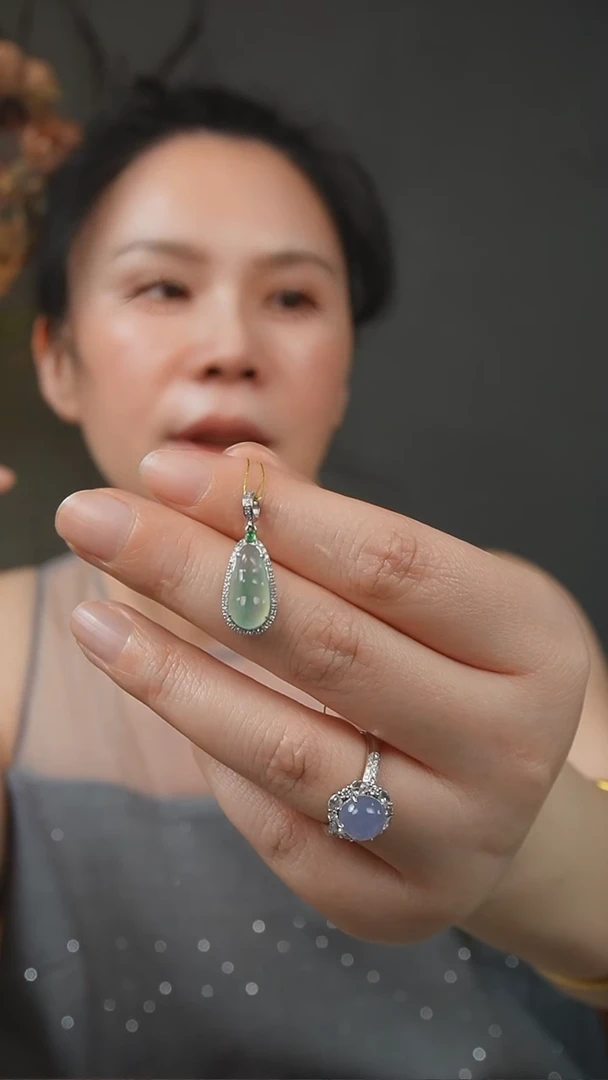 吊坠(不含链)18K金镶嵌翡翠天然缅甸翡翠吊坠