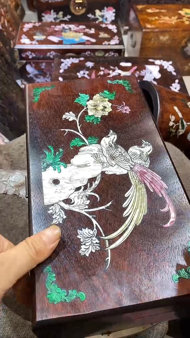 木木雕款用****1大盒子一个