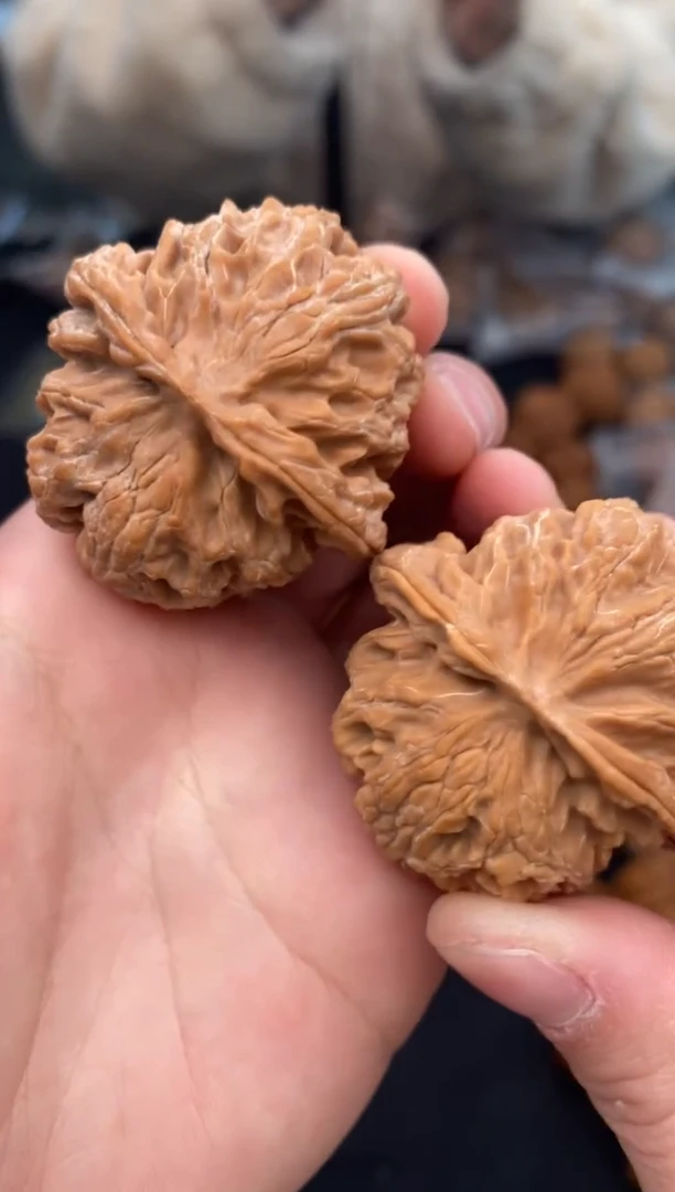 【闪购商品】文玩核桃把件苹果园41-u657