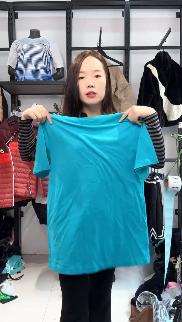 2439编码  瑕疵直播间过款为准 尺码170