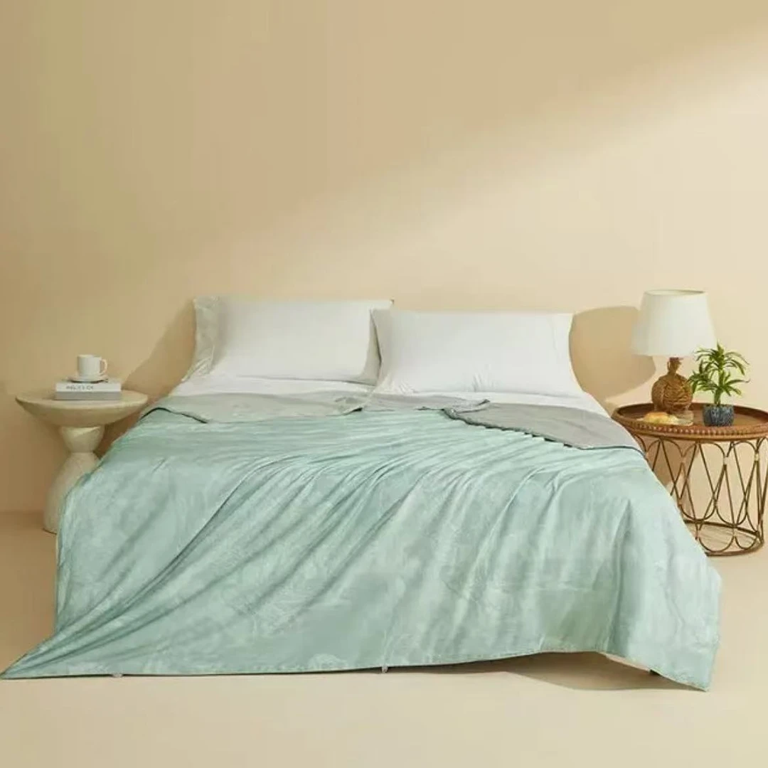 KN轻奢同款桑蚕丝夏凉被双人空调被礼盒款2*2.3米