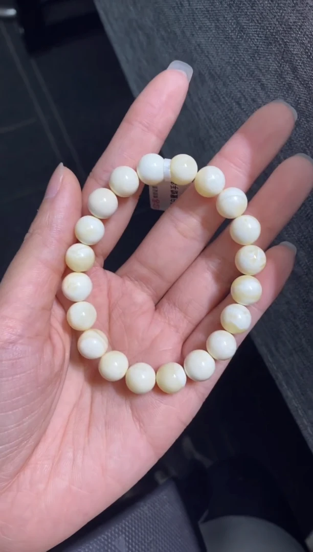 未镶嵌蜜蜡裸石A**静（静）瓷白白手串
