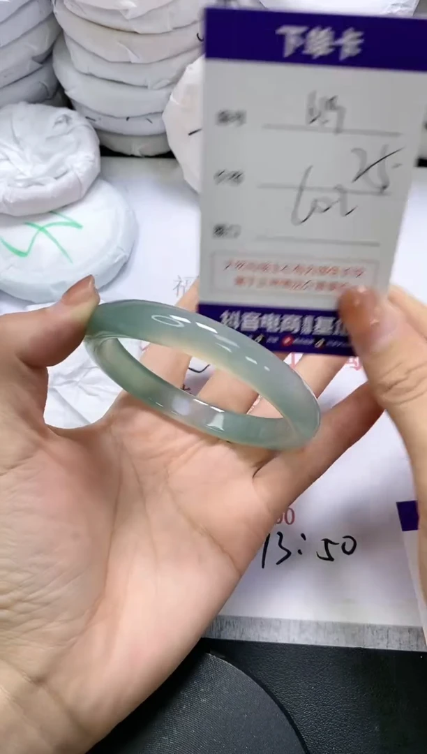 未镶嵌手镯玛瑙/玉髓619