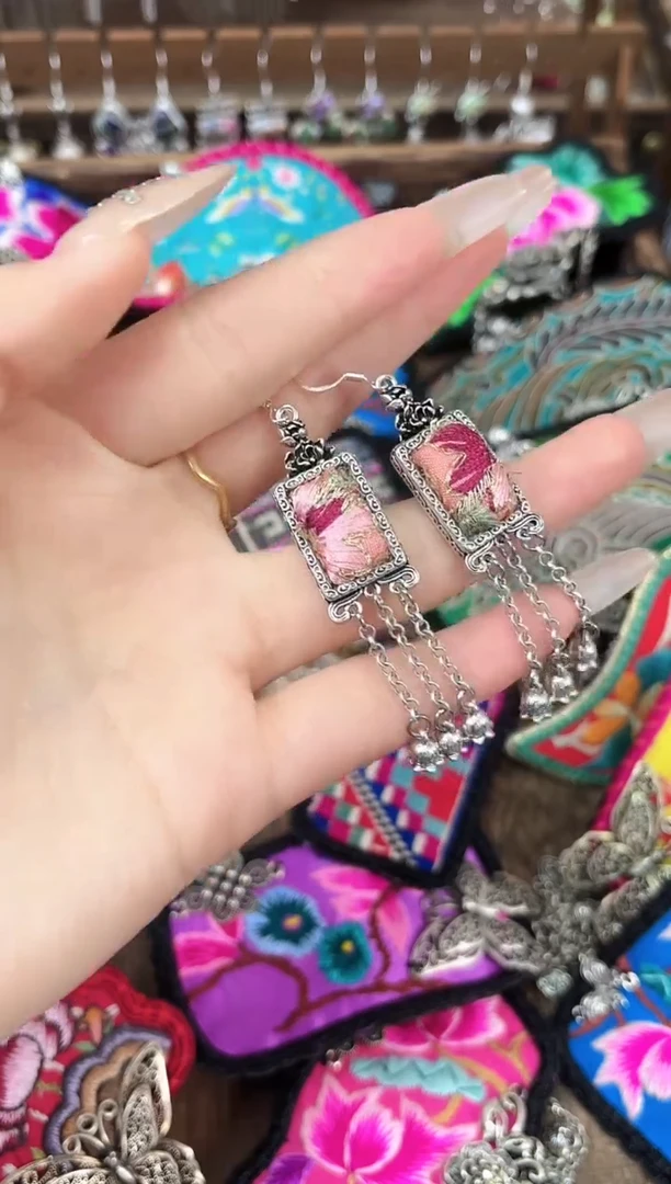 织绣民族风非遗老绣苗银饰品925