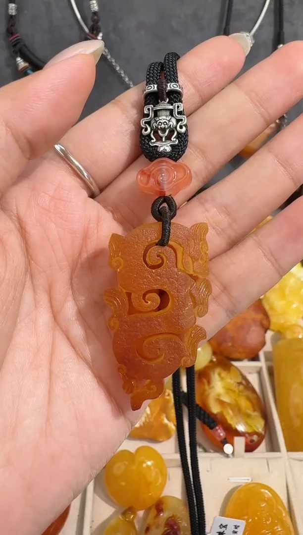 裸石琥珀未镶嵌琥珀