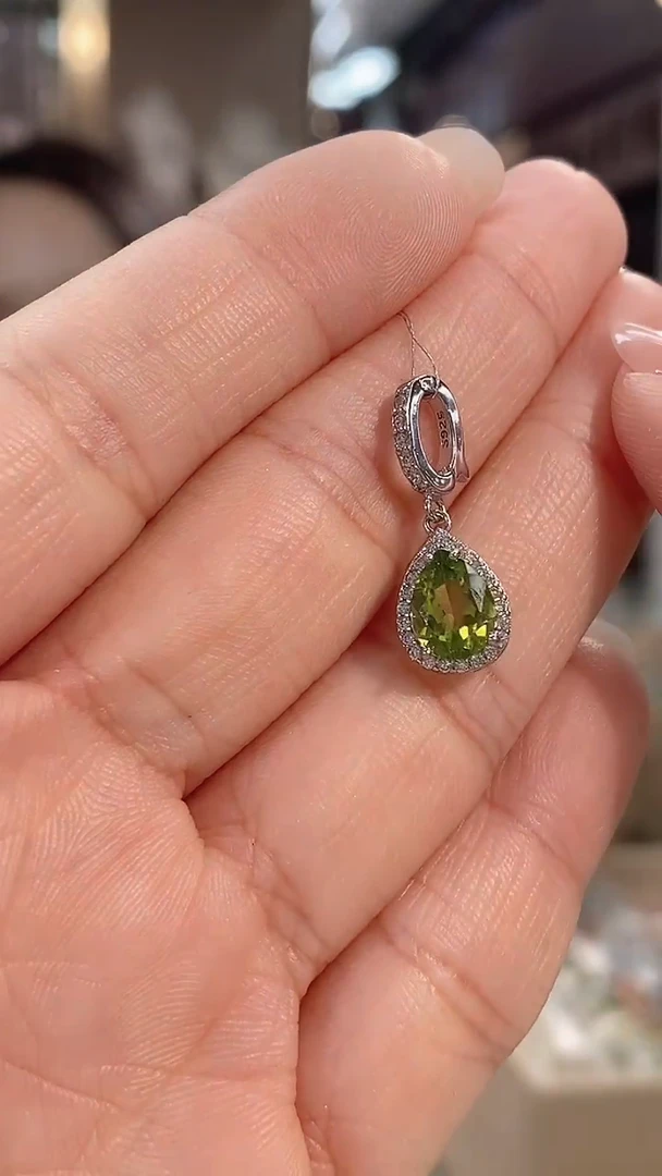 银S925镶嵌吊坠橄榄石107ZB1030产品一个