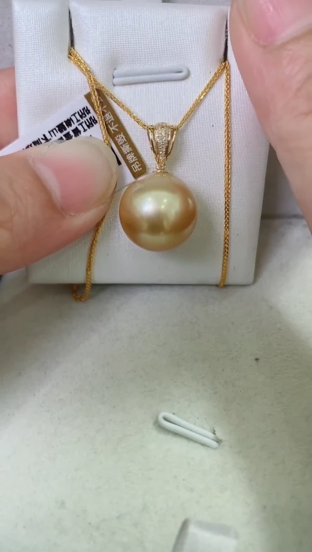 18K金镶嵌LL海水珍珠珍珠吊坠@@a1833
