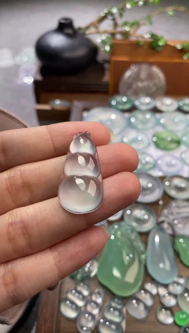 吊坠(不含链)未镶嵌翡翠豆子