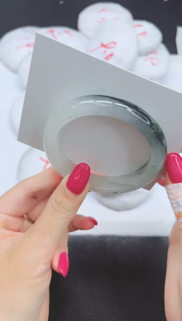 未镶嵌手镯石英质玉200-52.6