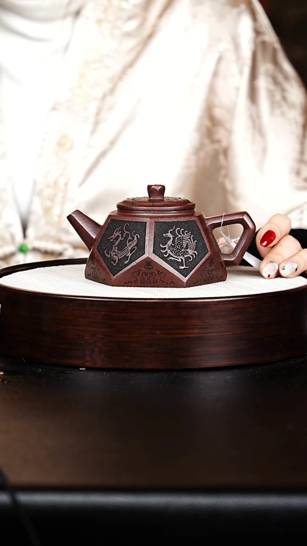 茶壶紫砂八方瑞兽