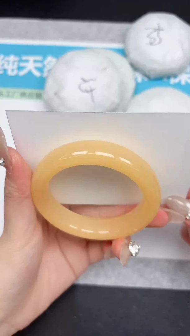 未镶嵌手镯石英质玉399-53.4