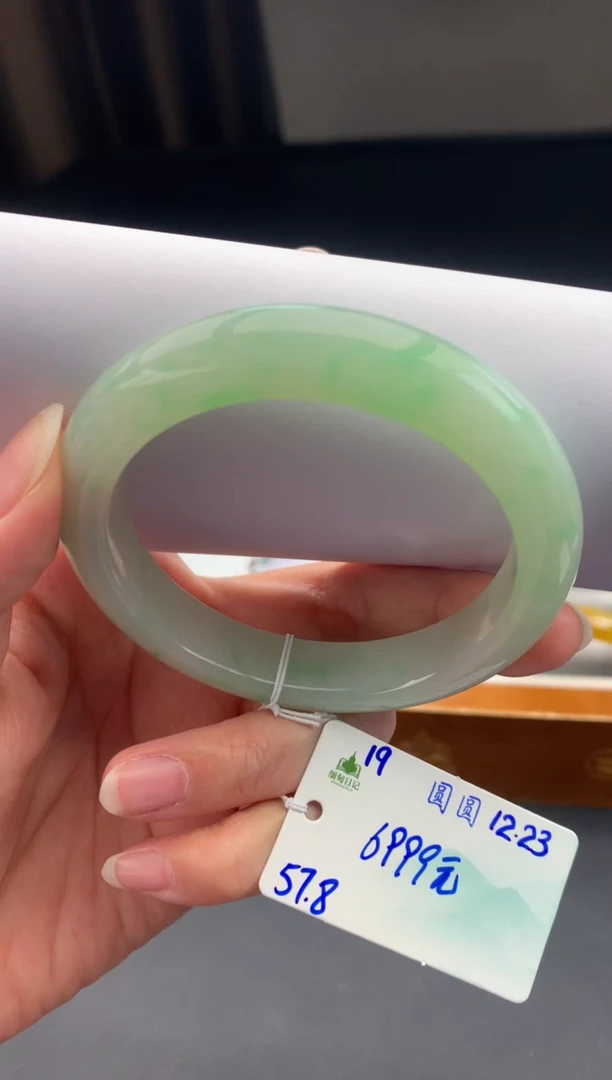 未镶嵌手镯翡翠费*翡翠自带#送人#，假一赔三