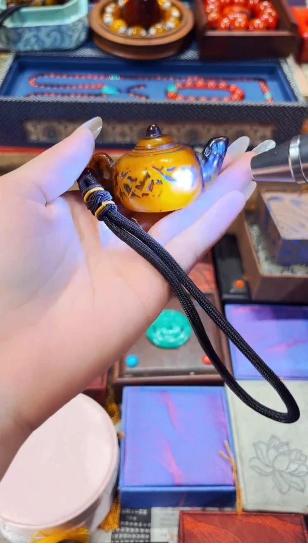 【闪购商品】蜜蜡颈饰未镶嵌年关将至，最后一场249