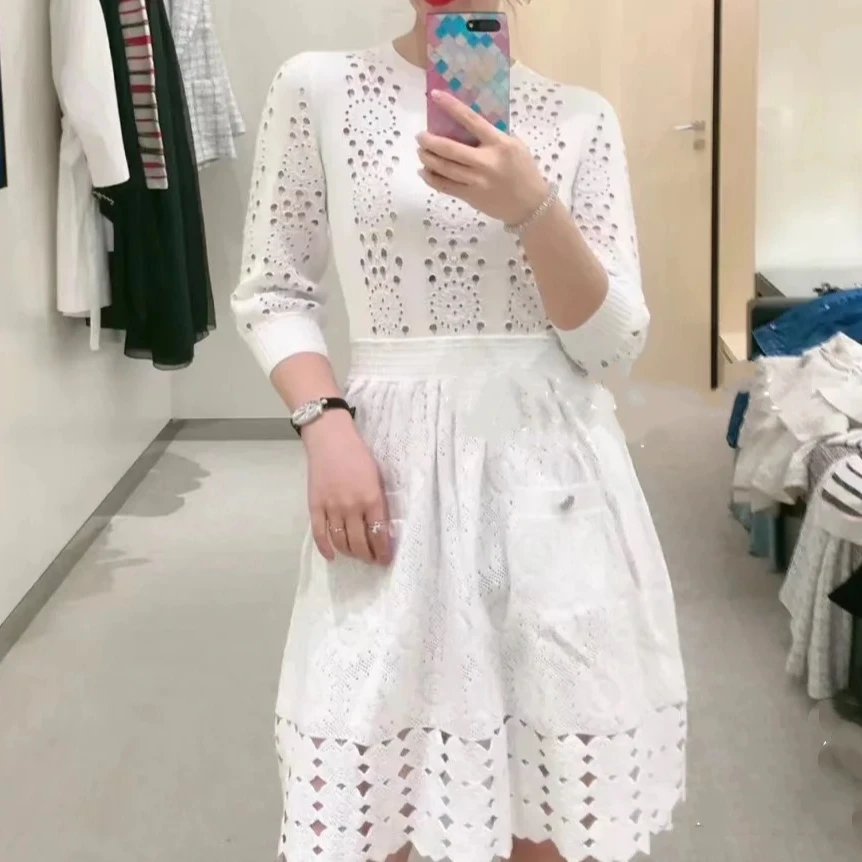 99新 Chanel/香奈儿 34码白色针织镂空中袖连衣裙