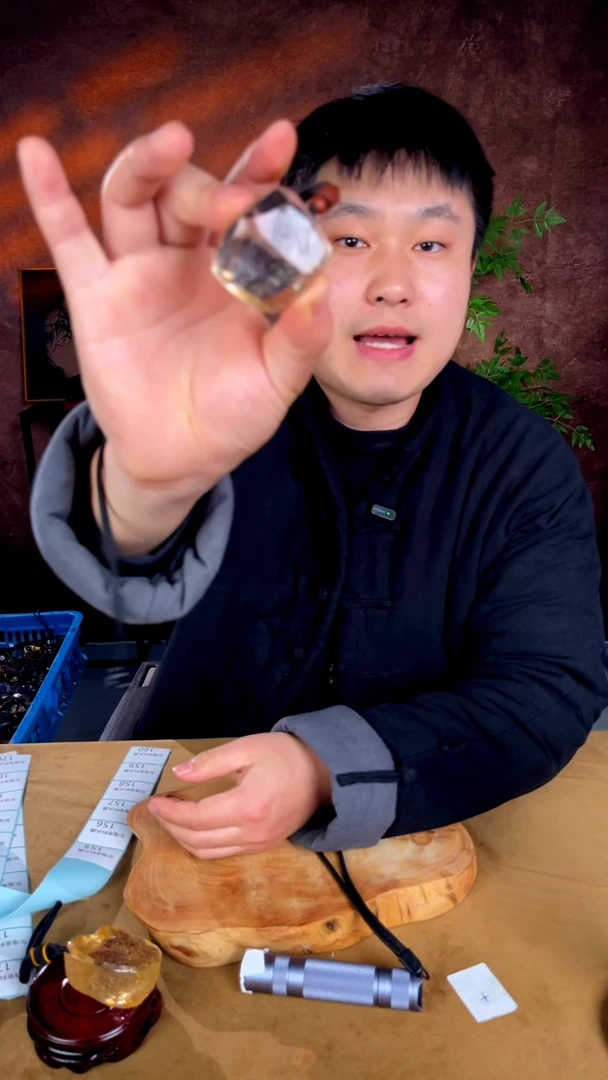 水晶摆件未镶嵌155