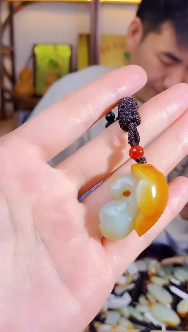 【闪购商品】和田玉颈饰未镶嵌1