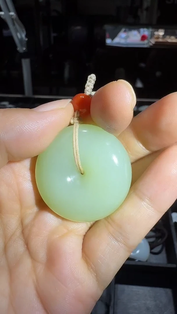 颈饰未镶嵌和田玉鱼*芽吊坠